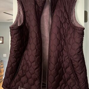 Free Country Women's Quilted Vest - Dark Brown